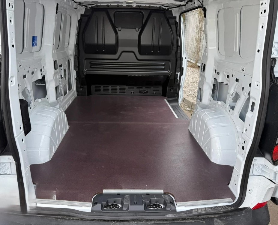 Podlaha do nkladovho priestoru v celku L 1   Ford Transit Custom   2024-  9 MM