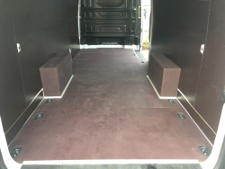 Podlaha do n�kladov�ho priestoru L 5 CRAFTER - MANN TGE 2017-- d�ka 4850 mm 9 mm