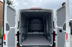 vn�torn� oblo�enia n�klad.priestoru VW CRAFTER - / MAN TGE (L3H2) 4 mm PLAST