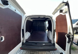 Vntorn obloenia nklad.priestoru   (dlh 3,62 m³)   Mercedes-Benz Citan