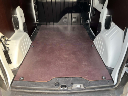 Podlaha do nkladovho priestoru v celku Renault Express Van (L1)