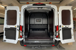 vntorn obloenia nklad.priestoru L 3 H 2  Ford Transit  DCiV   4 mm lakovan preglejka