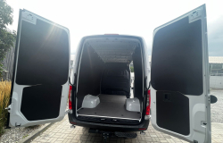 Vntorn obloenia nklad.priestoru Mercedes-Benz Sprinter RWD (3272 mm / vysok strecha  2009 mm)