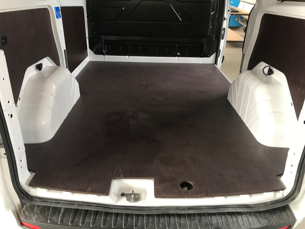 Podlaha do nkladovho priestoru v celku L 1 Ford Transit Custom 2012--  9 MM